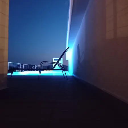 Porto تريبينيي